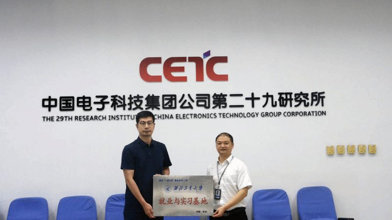 电子配件材质选择：耐用性的关键考量**