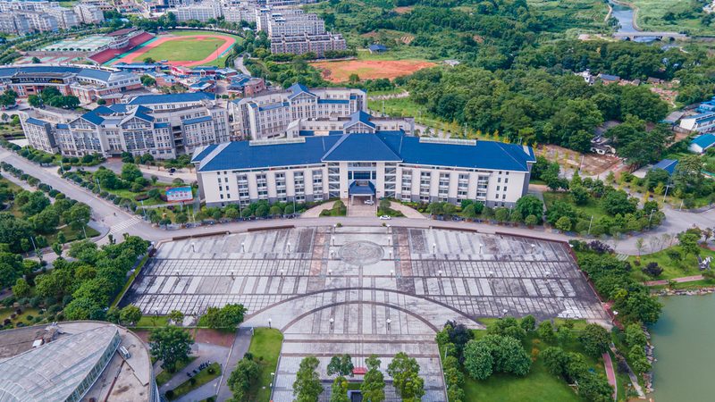 PCBA整机代工厂家对比：揭秘选厂关键因素
